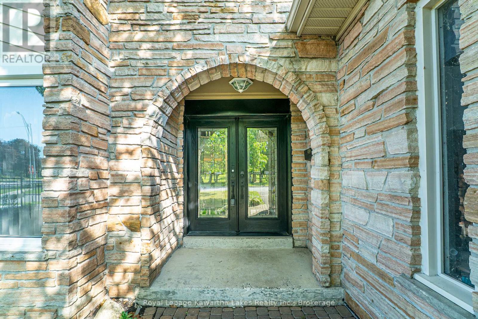 60 SANDERLING CRESCENT - 3
