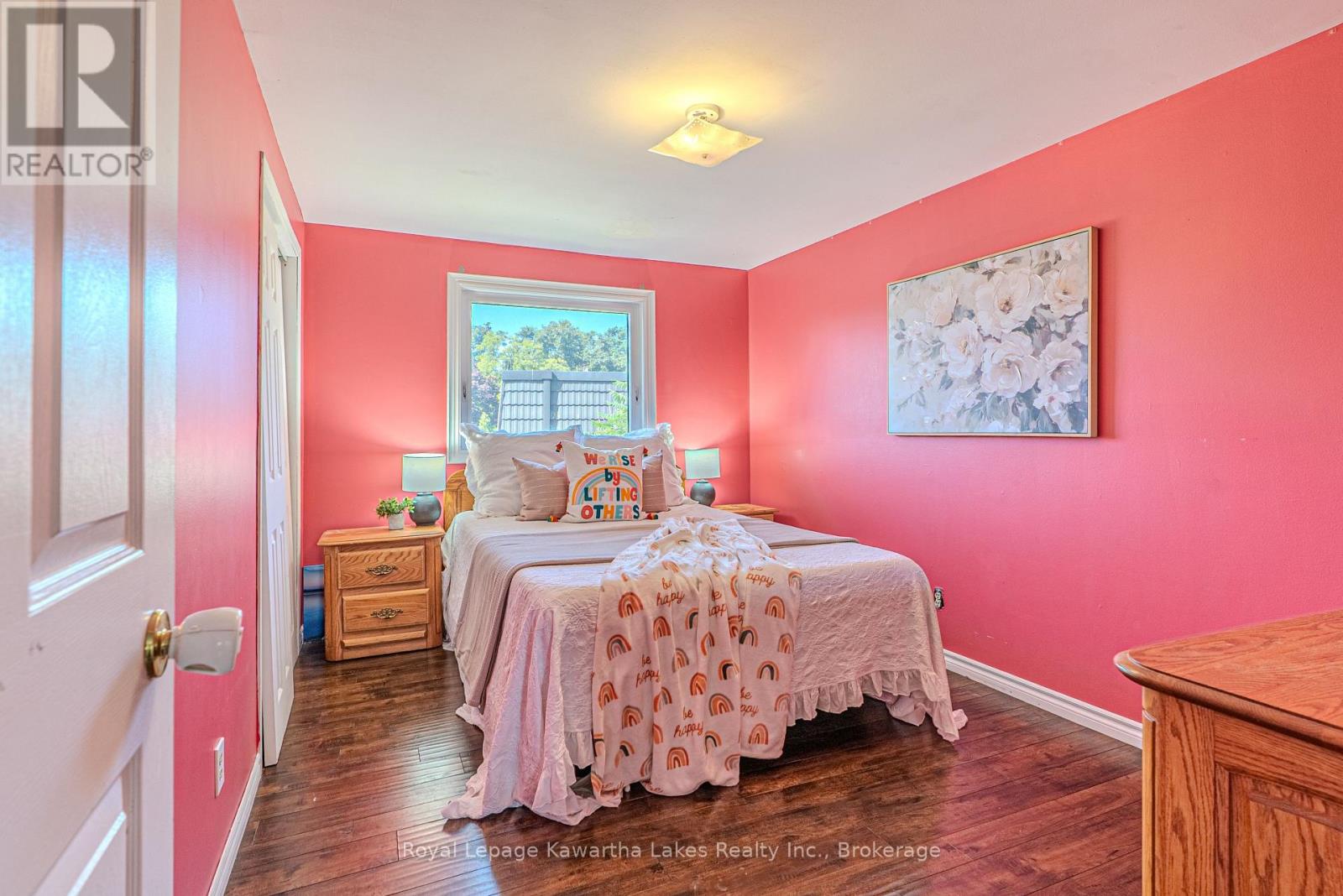 60 SANDERLING CRESCENT - 32