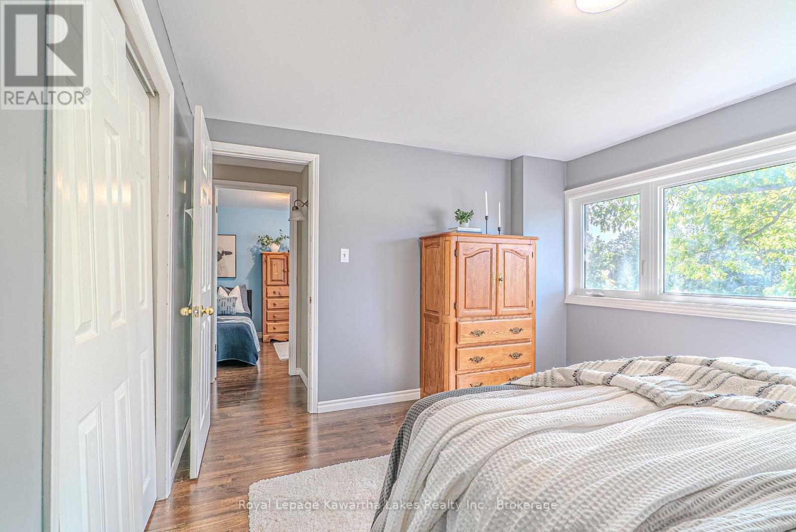 60 SANDERLING CRESCENT - 34