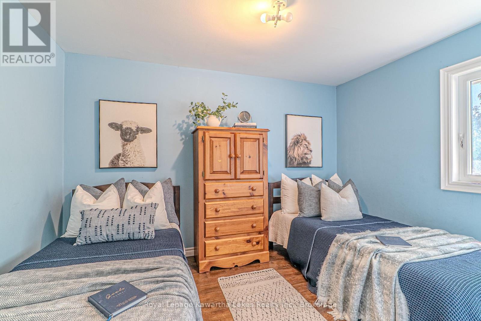 60 SANDERLING CRESCENT - 35