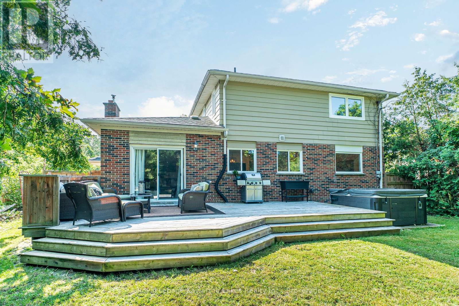 60 SANDERLING CRESCENT - 39