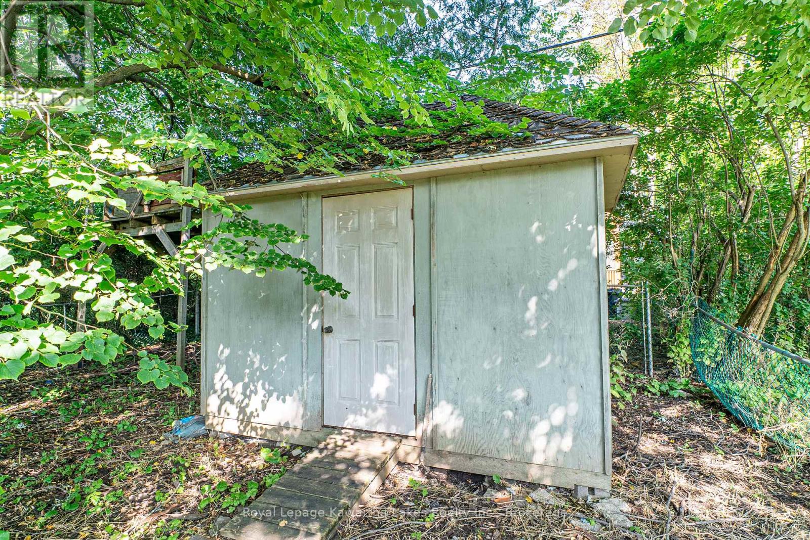 60 SANDERLING CRESCENT - 41