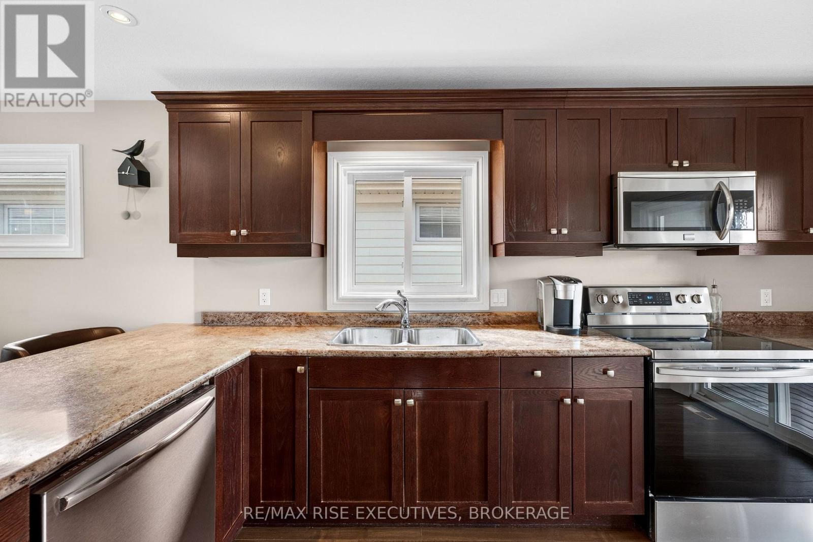 44 TESSA BOULEVARD - 9