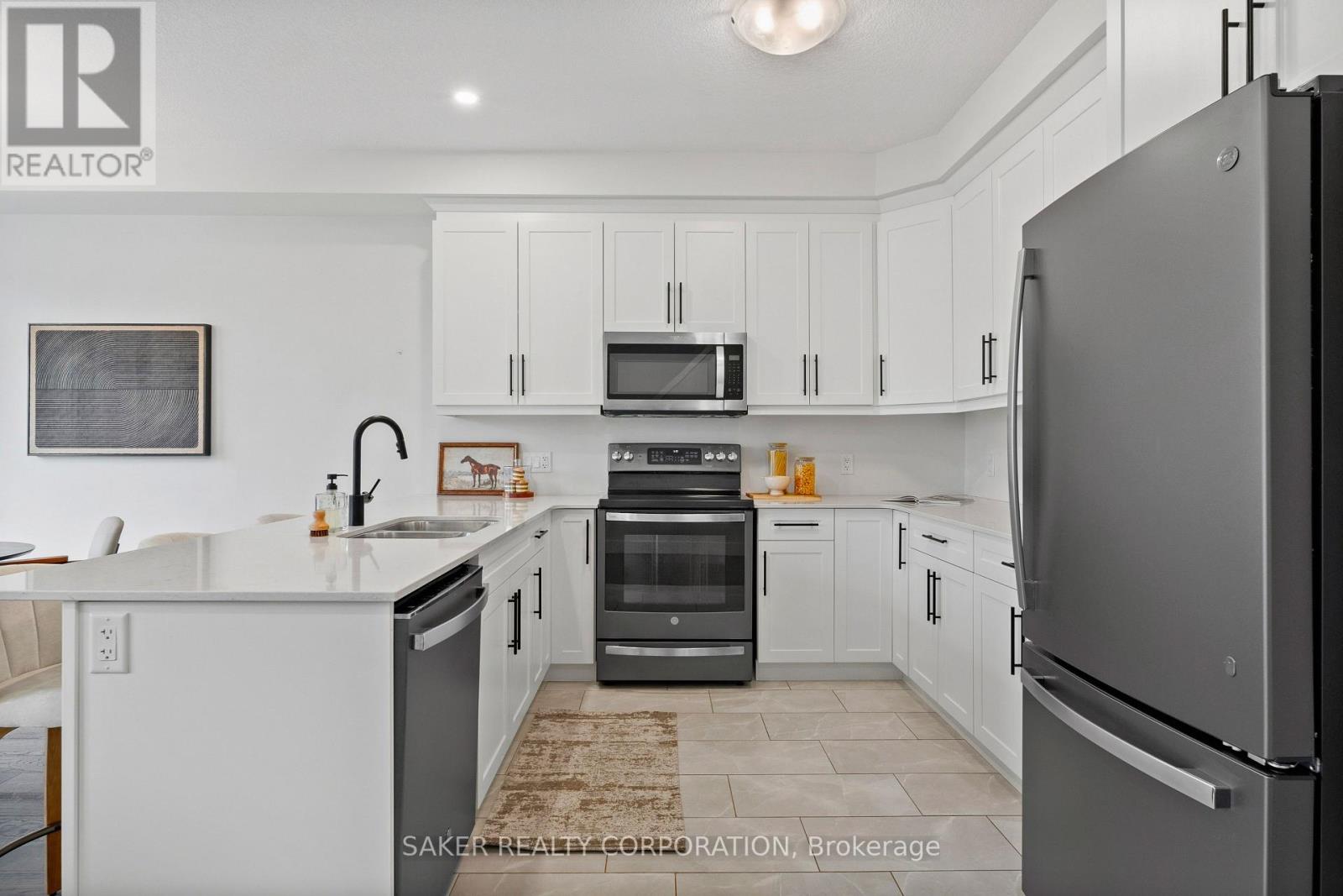 939 DEVERON CRESCENT - 11