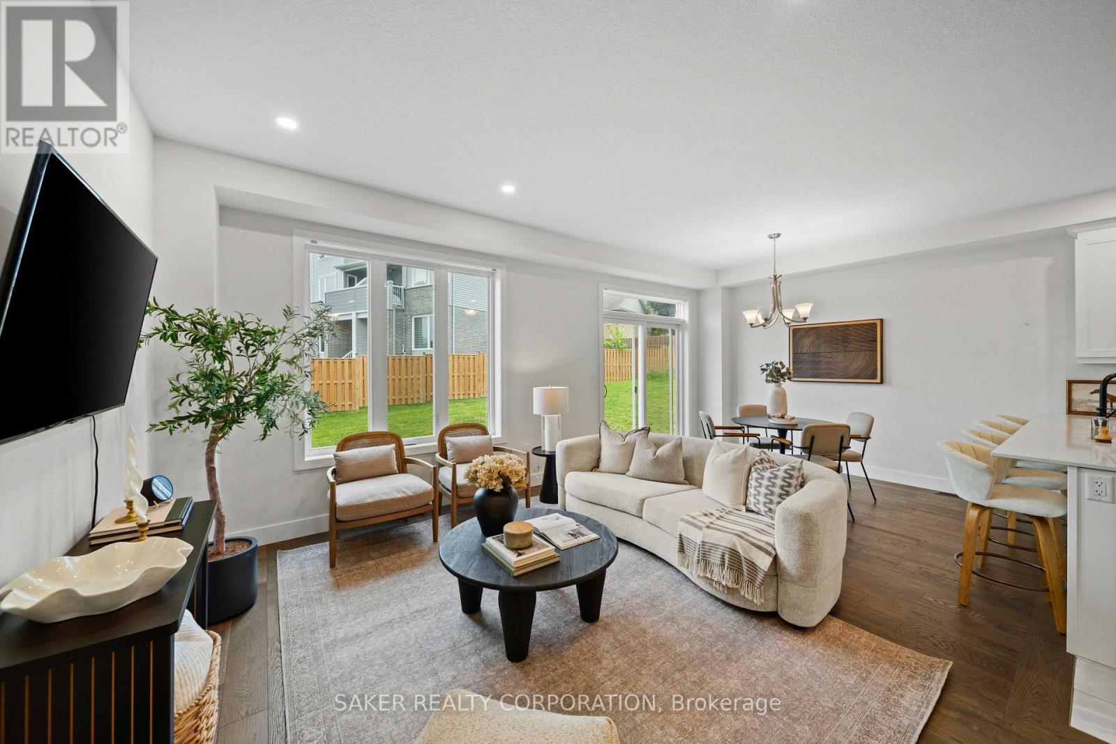 939 DEVERON CRESCENT - 8