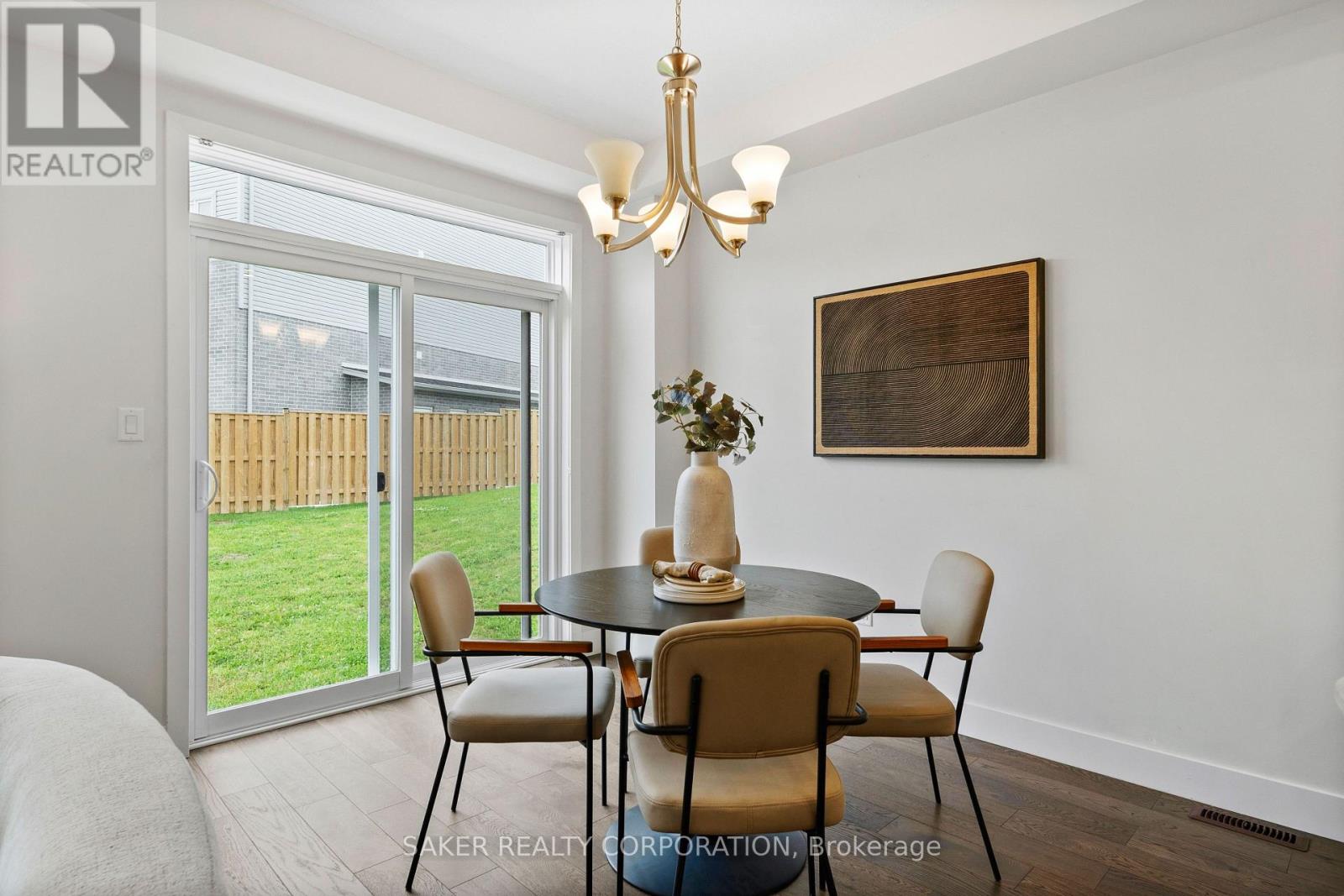 939 DEVERON CRESCENT - 9