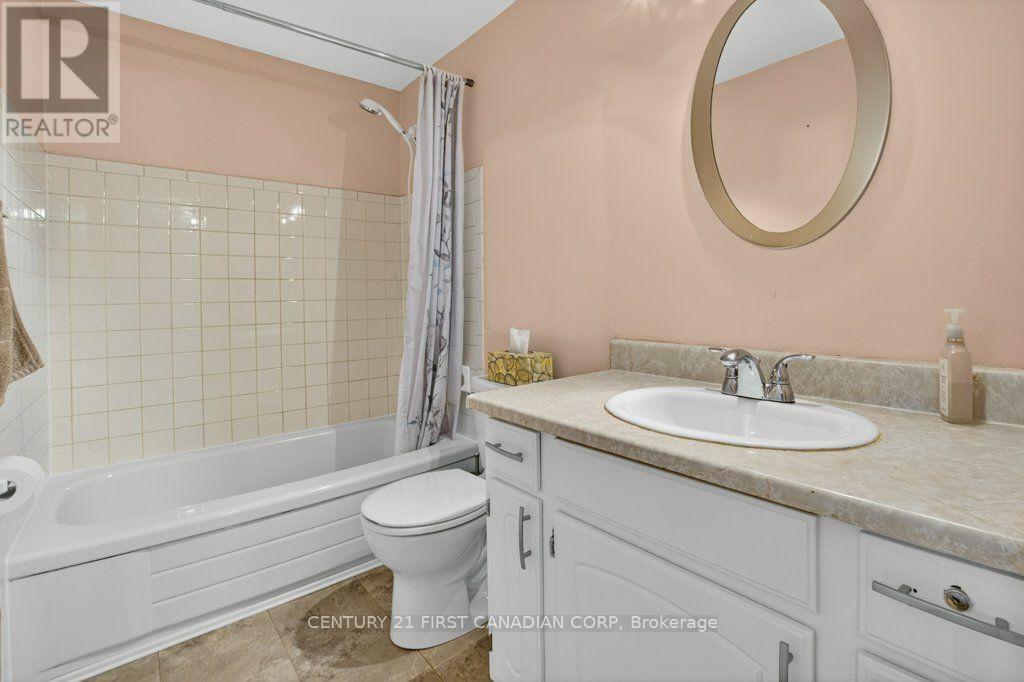 #114 1775 CULVER DRIVE - 19