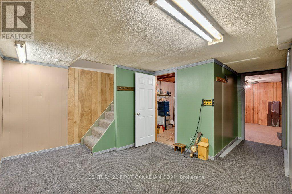 #114 1775 CULVER DRIVE - 25
