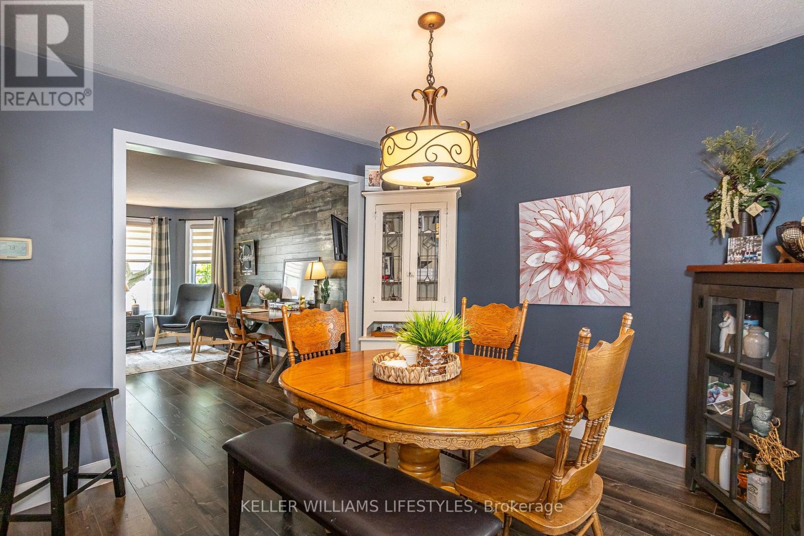 212 BEXHILL CLOSE - 11