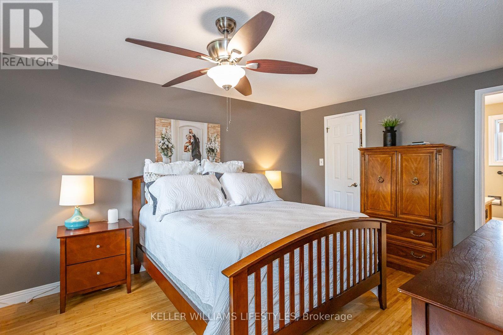 212 BEXHILL CLOSE - 24