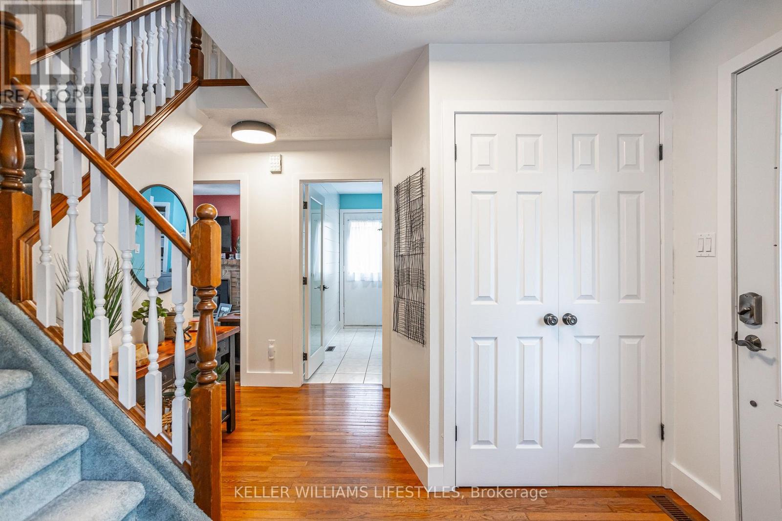 212 BEXHILL CLOSE - 4