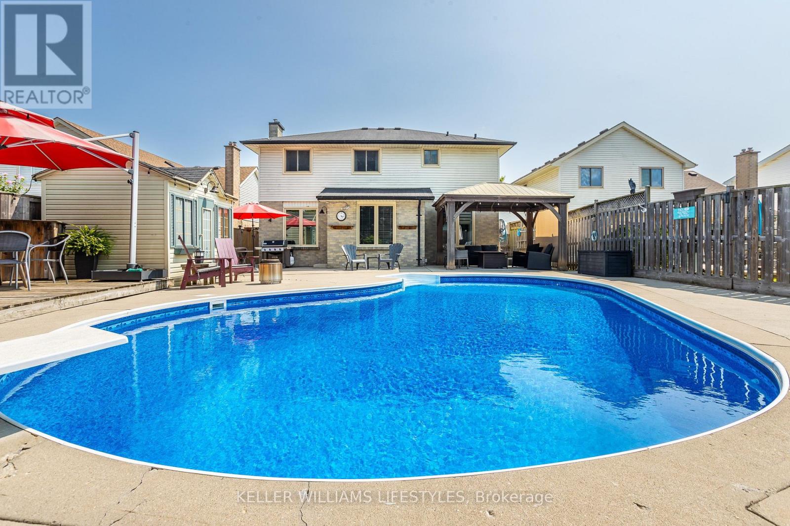 212 BEXHILL CLOSE - 42