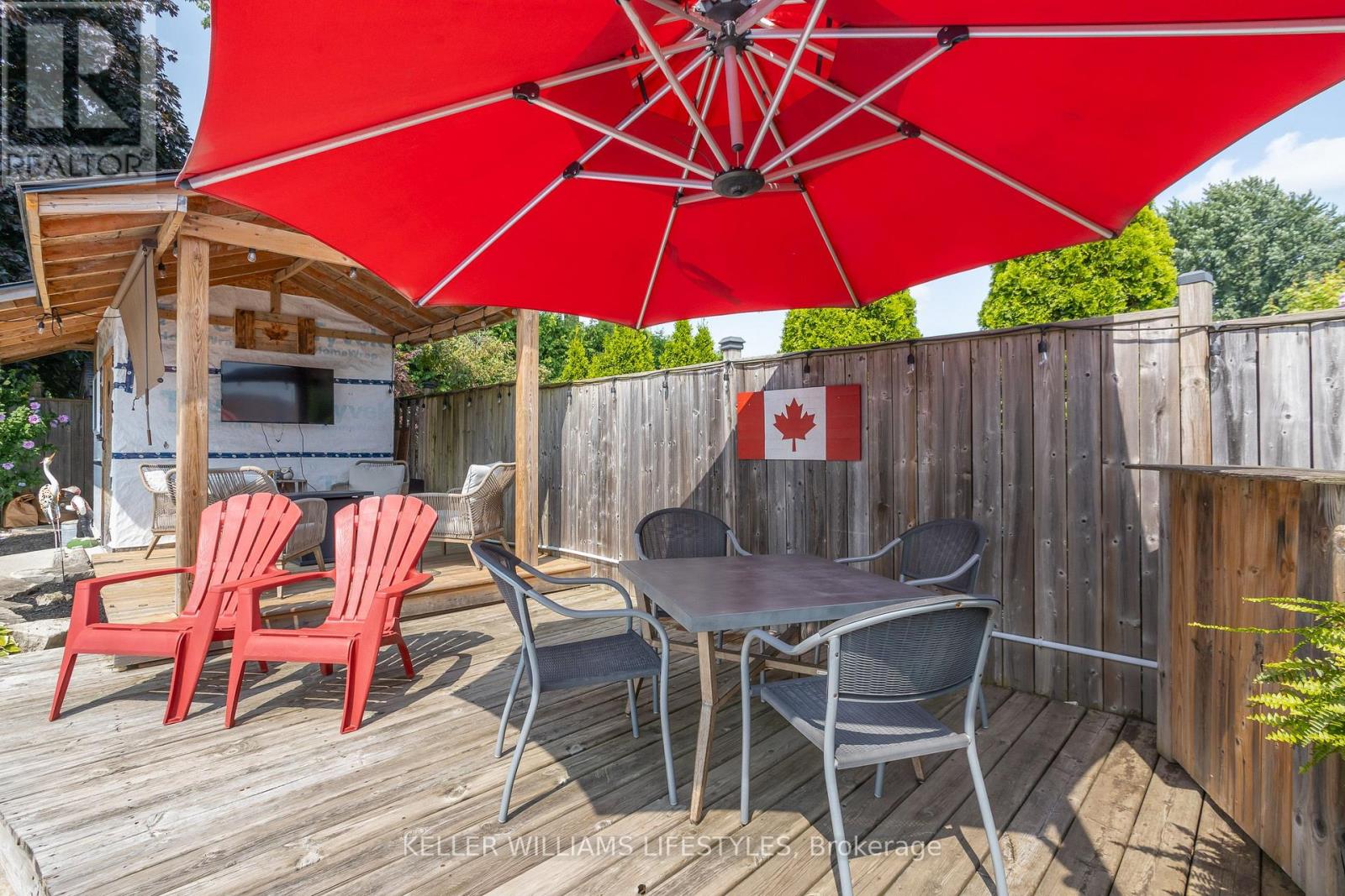 212 BEXHILL CLOSE - 43
