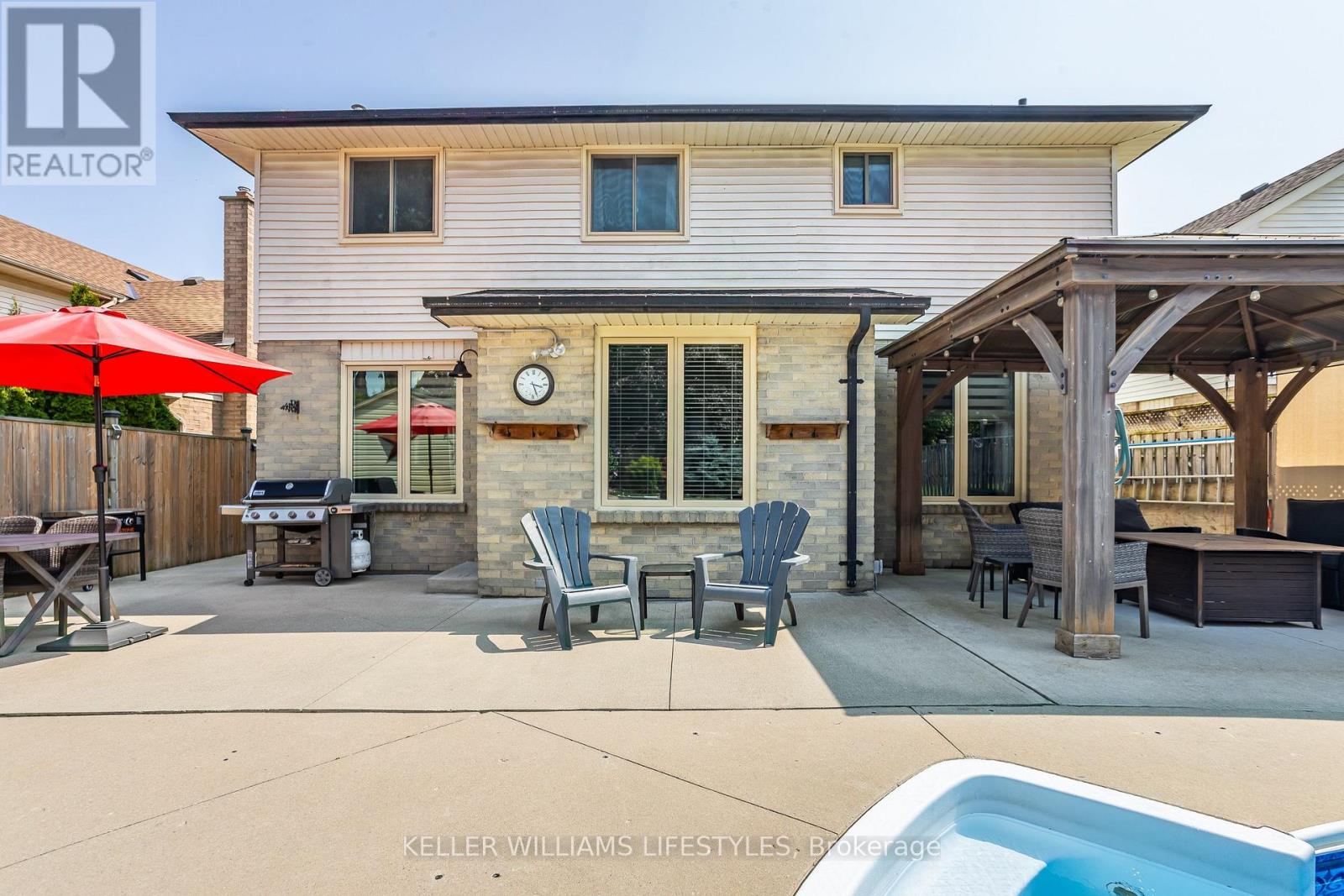 212 BEXHILL CLOSE - 44