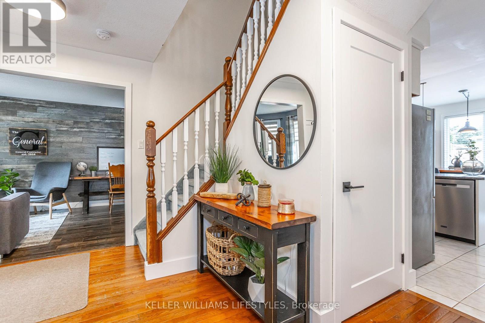 212 BEXHILL CLOSE - 5