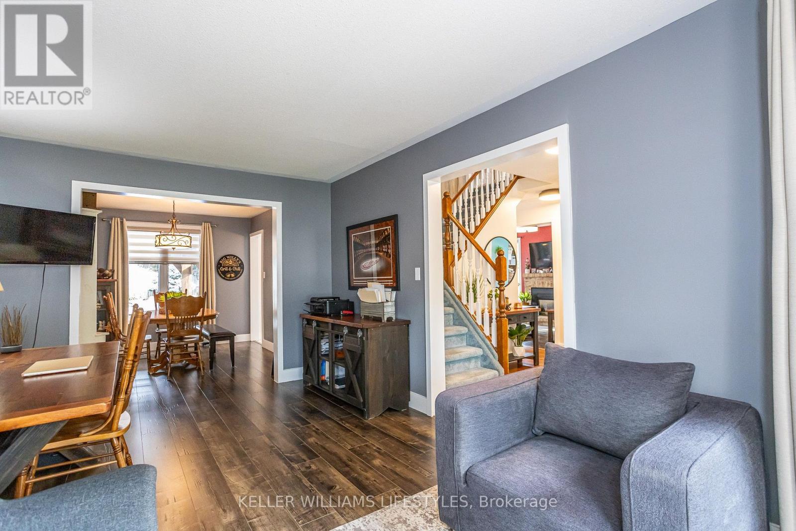 212 BEXHILL CLOSE - 9