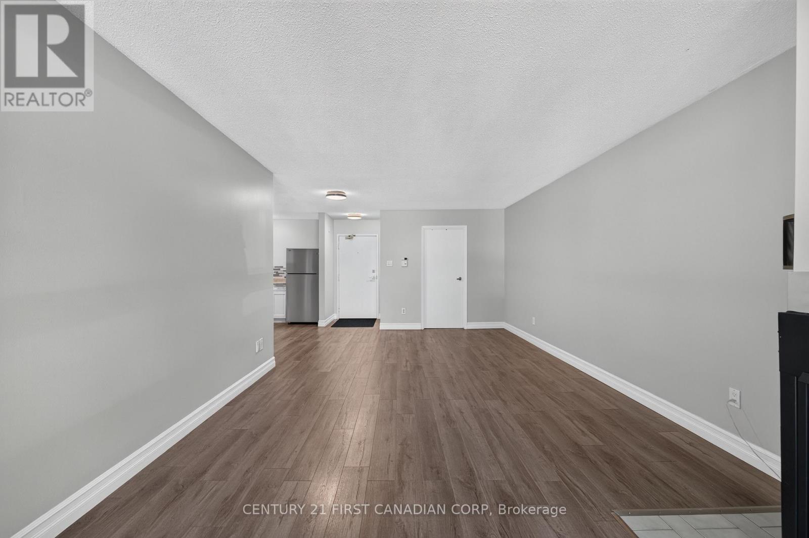 #222 15 JACKSWAY CRESCENT - 12