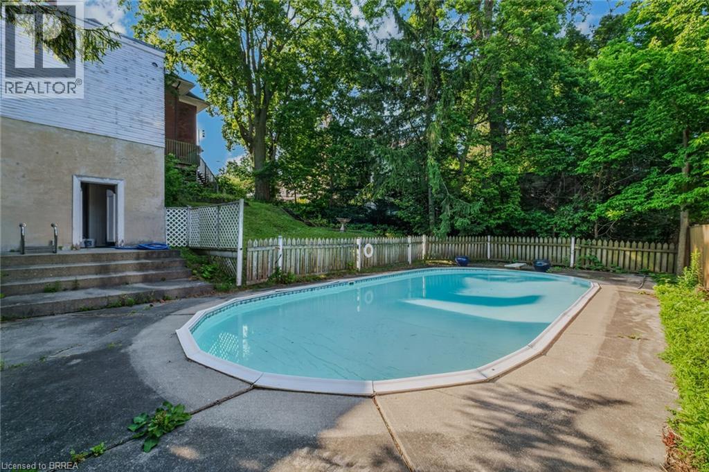 58 LORNE Crescent - Image 13
