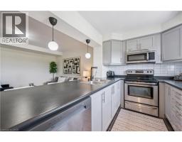 9 Outlook Terrace, Kitchener, ON N2R0K6 Photo 11