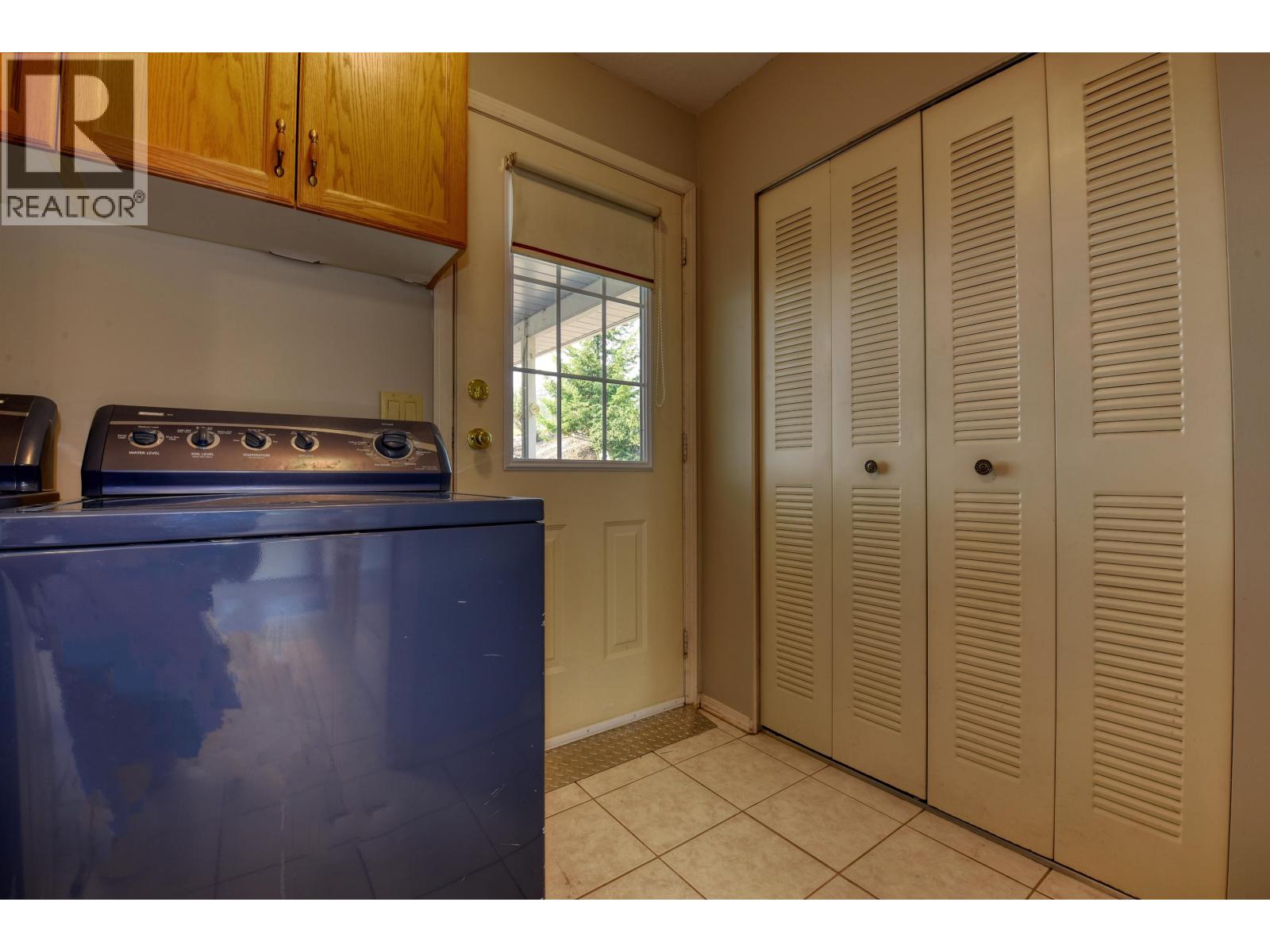 #5 25 WESTRIDGE DRIVE - Image 4