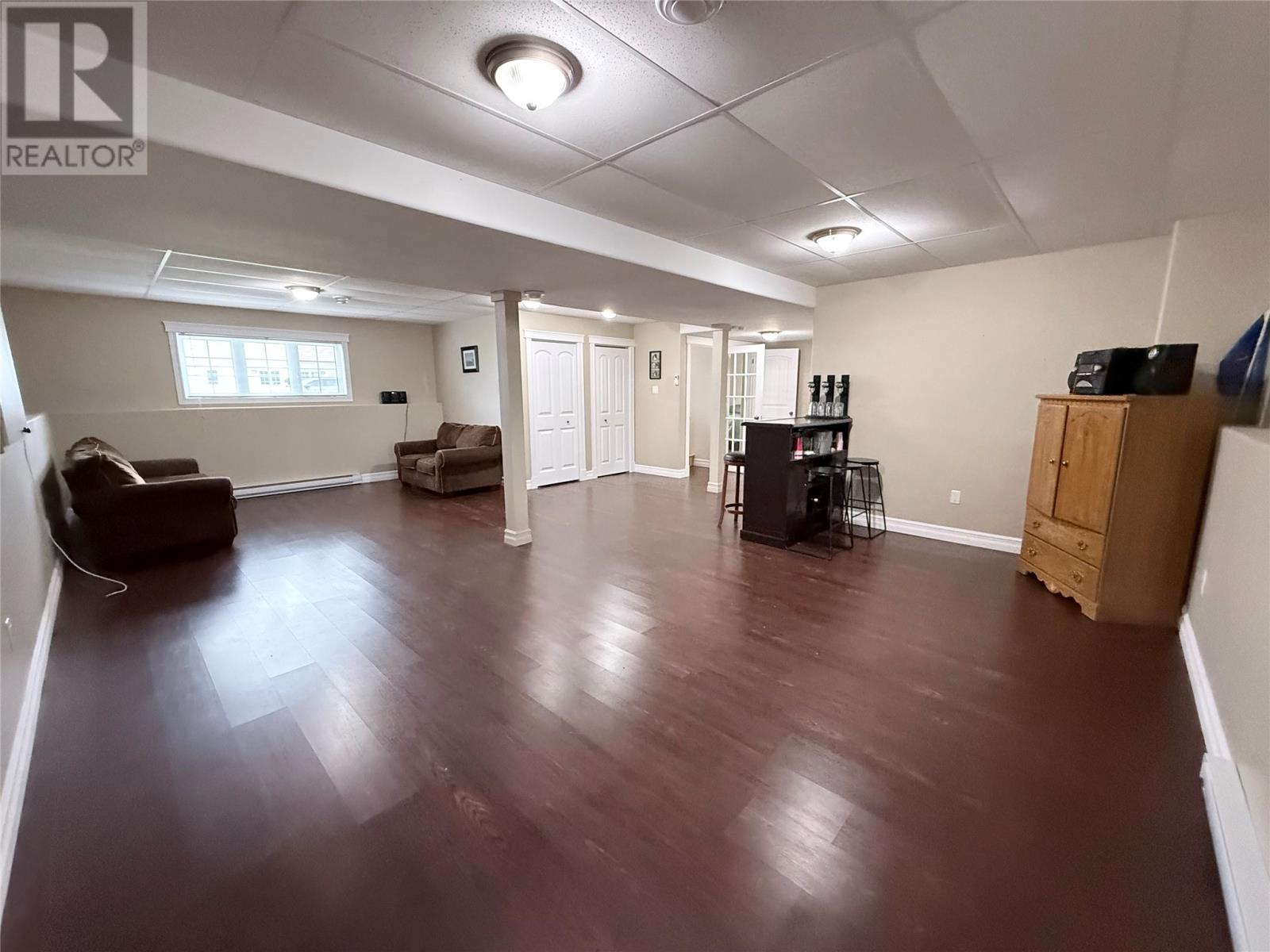 21 Smith Drive thumbnail 33