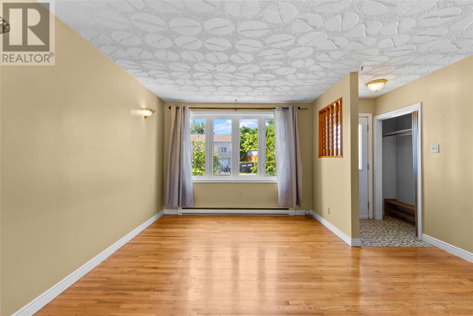 54 Glendale Avenue thumbnail 6