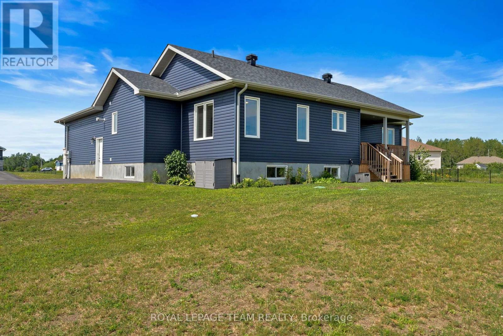 3572 CROSSWIND CRESCENT - 36