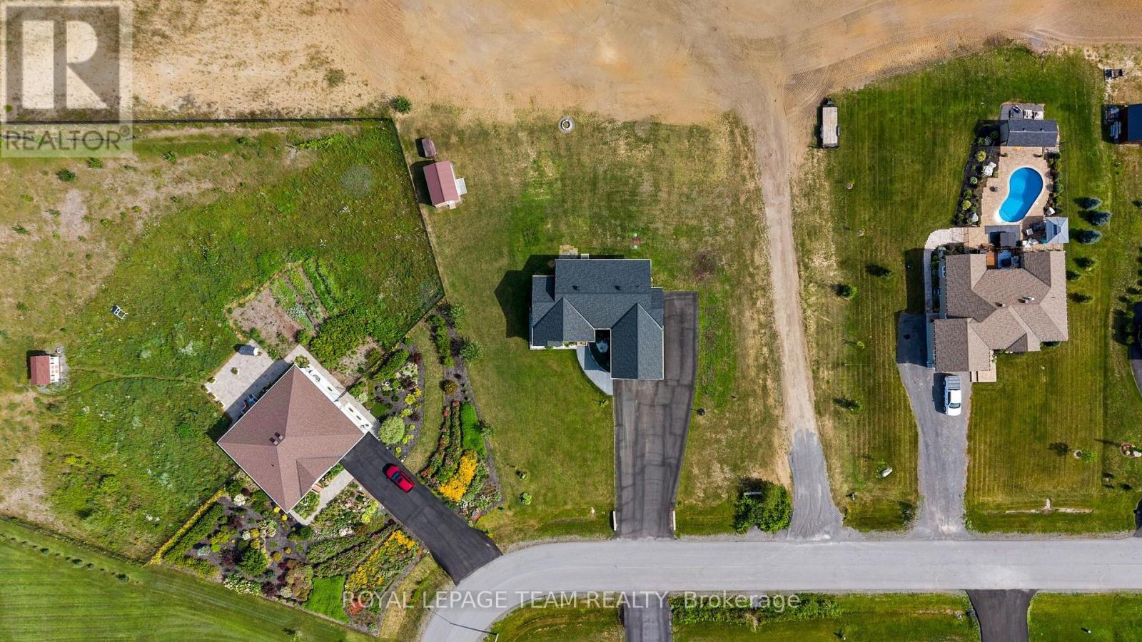 3572 CROSSWIND CRESCENT - 41