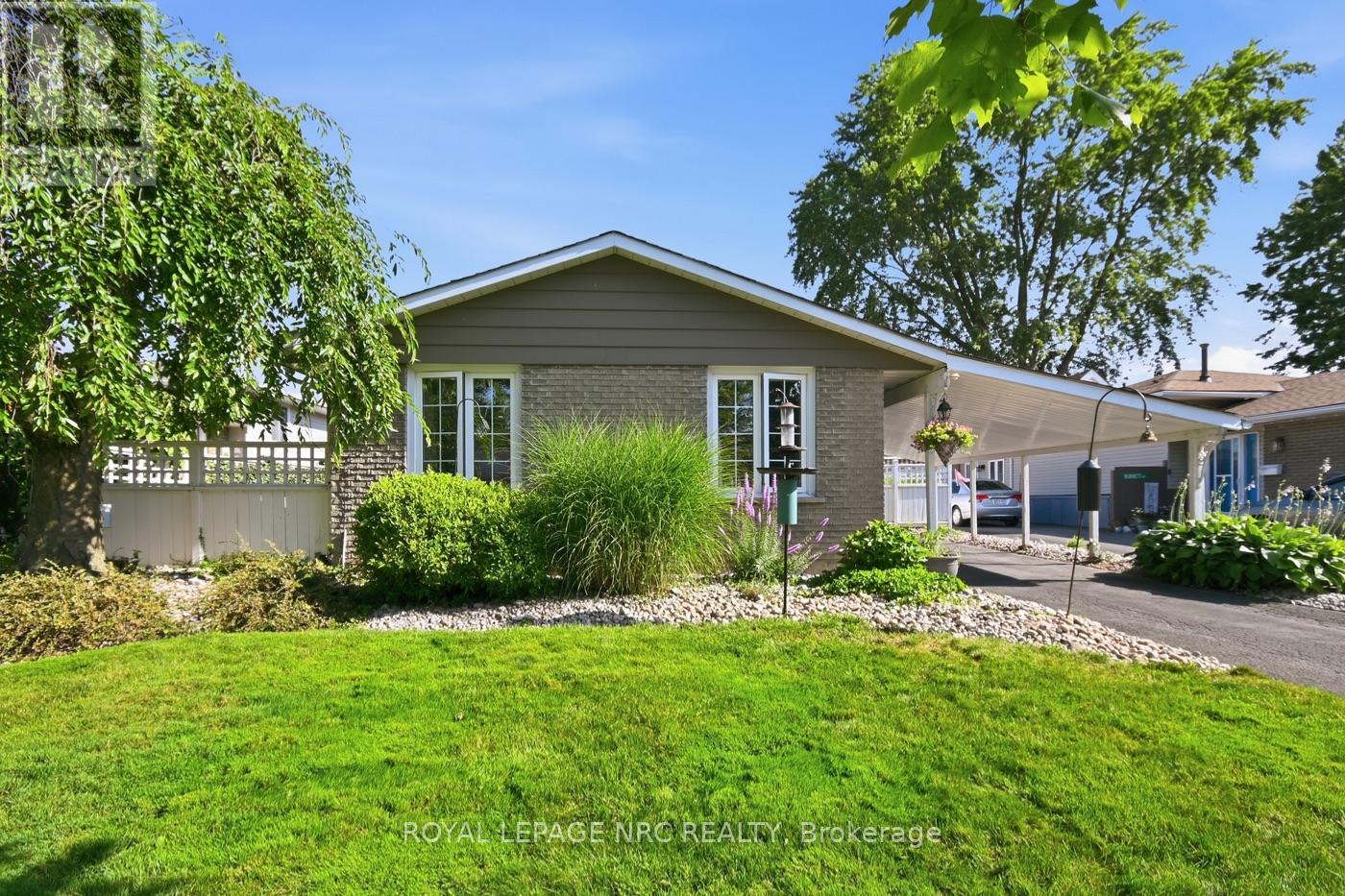 182 LEASIDE DRIVE - 2