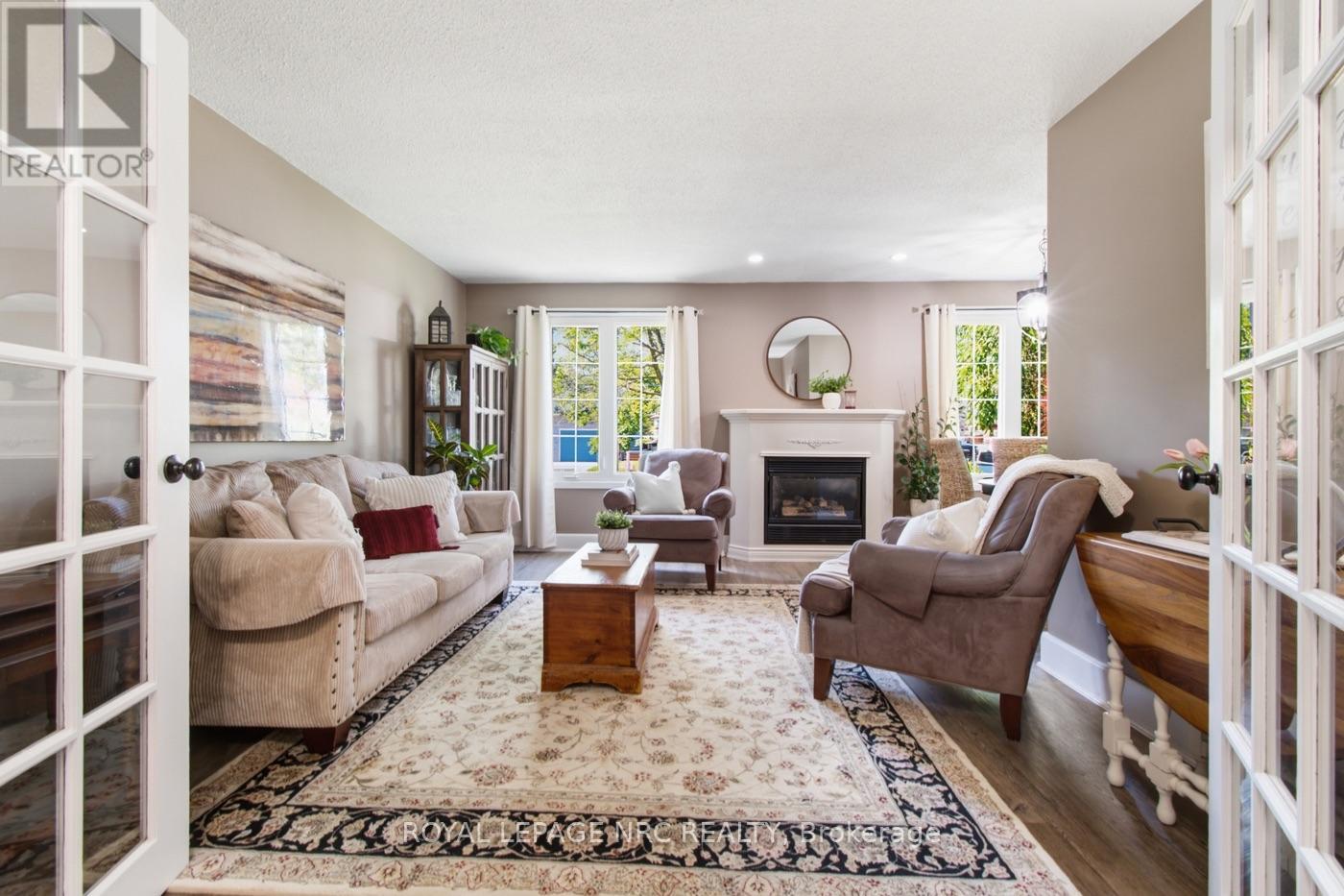 182 LEASIDE DRIVE - Image 4