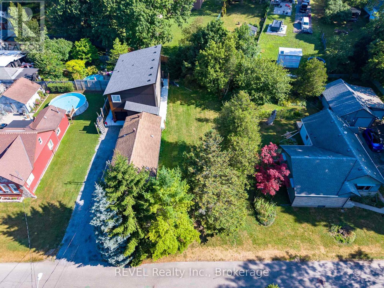 3914 ALEXANDRA Road, Fort Erie (Crystal Beach), Ontario, L0S1B0, Fort Erie (Crystal Beach), Ontario — photo 4 of 5
