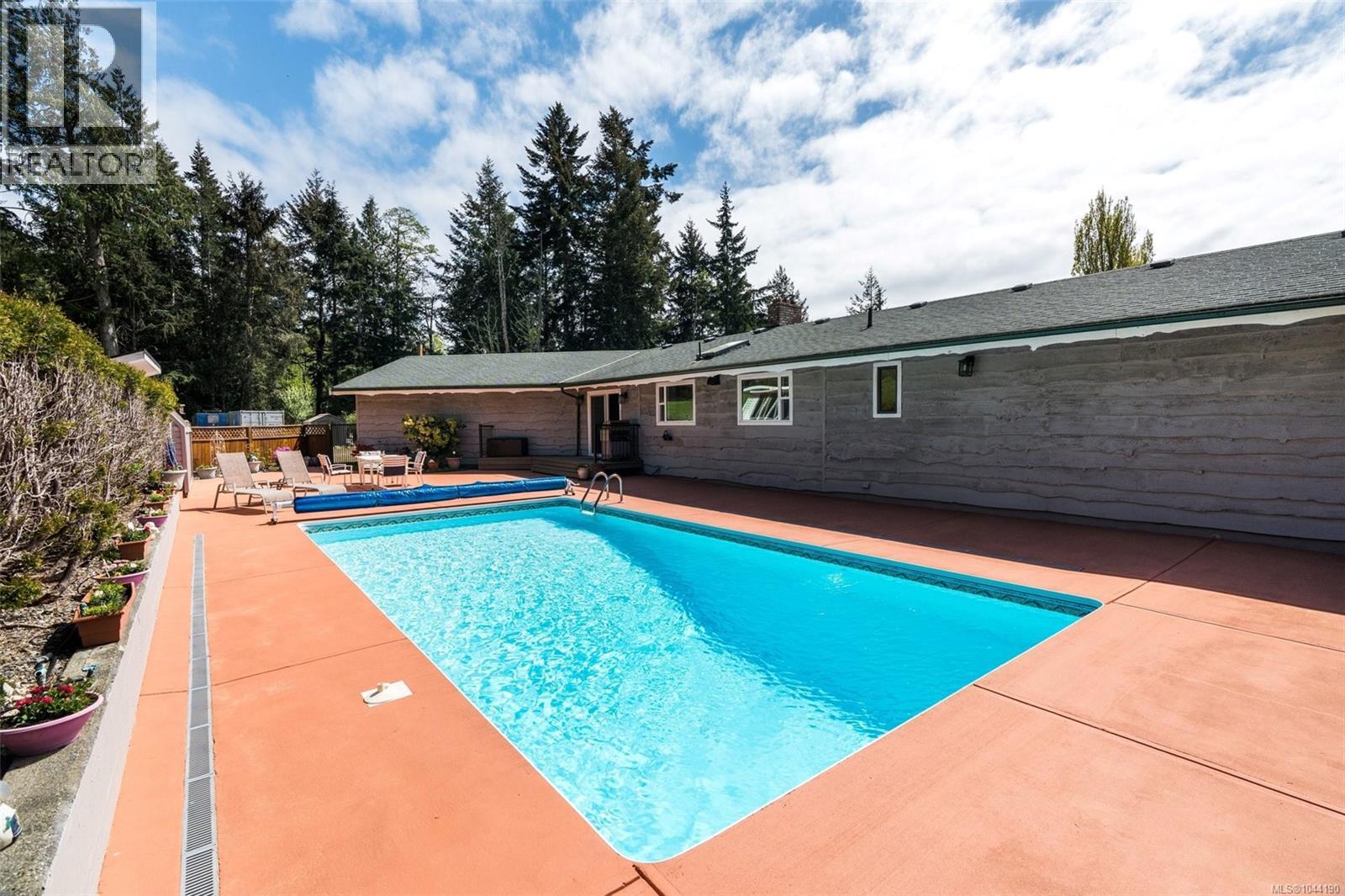 2595 Amanda Pl - 58