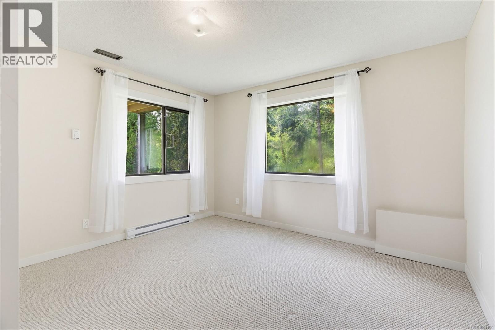 2595 Amanda Pl - 51
