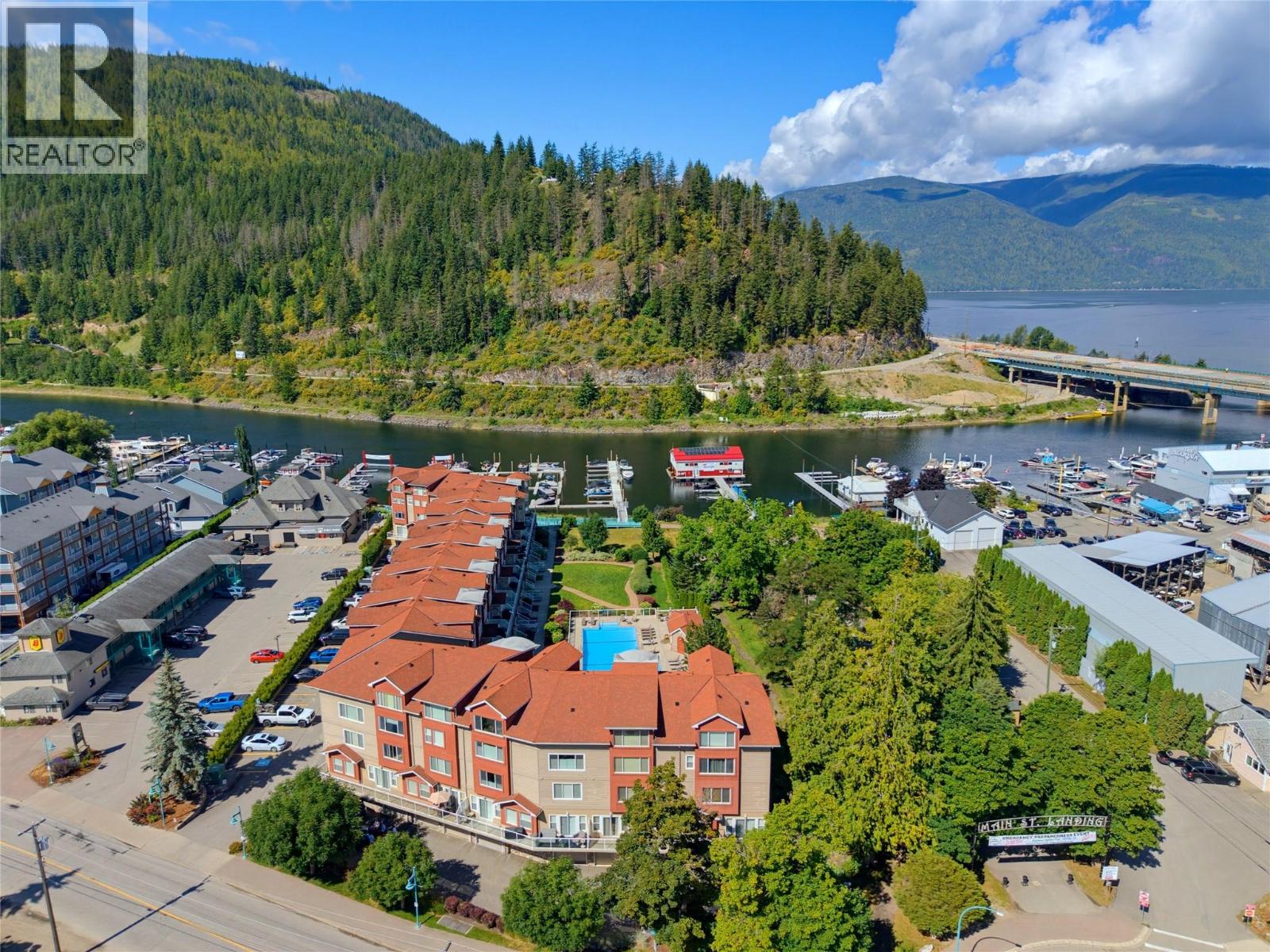 1130 Riverside Avenue Unit# 19, Sicamous — photo 3