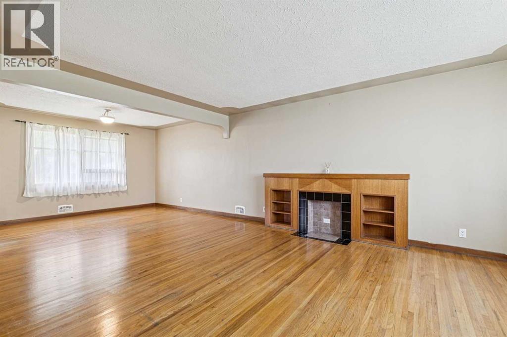 3103 13 Avenue SW - 1