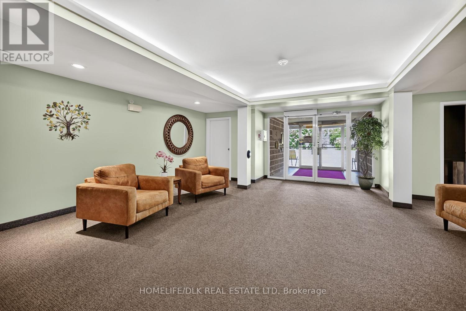 #406 274 ORMOND STREET - 22