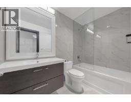 302 170 E 3rd Street, North Vancouver, BC V7L1E6 Photo 6