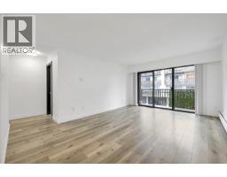 302 170 E 3rd Street, North Vancouver, BC V7L1E6 Photo 7