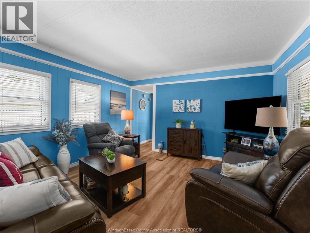 338 DREW DRIVE - 8