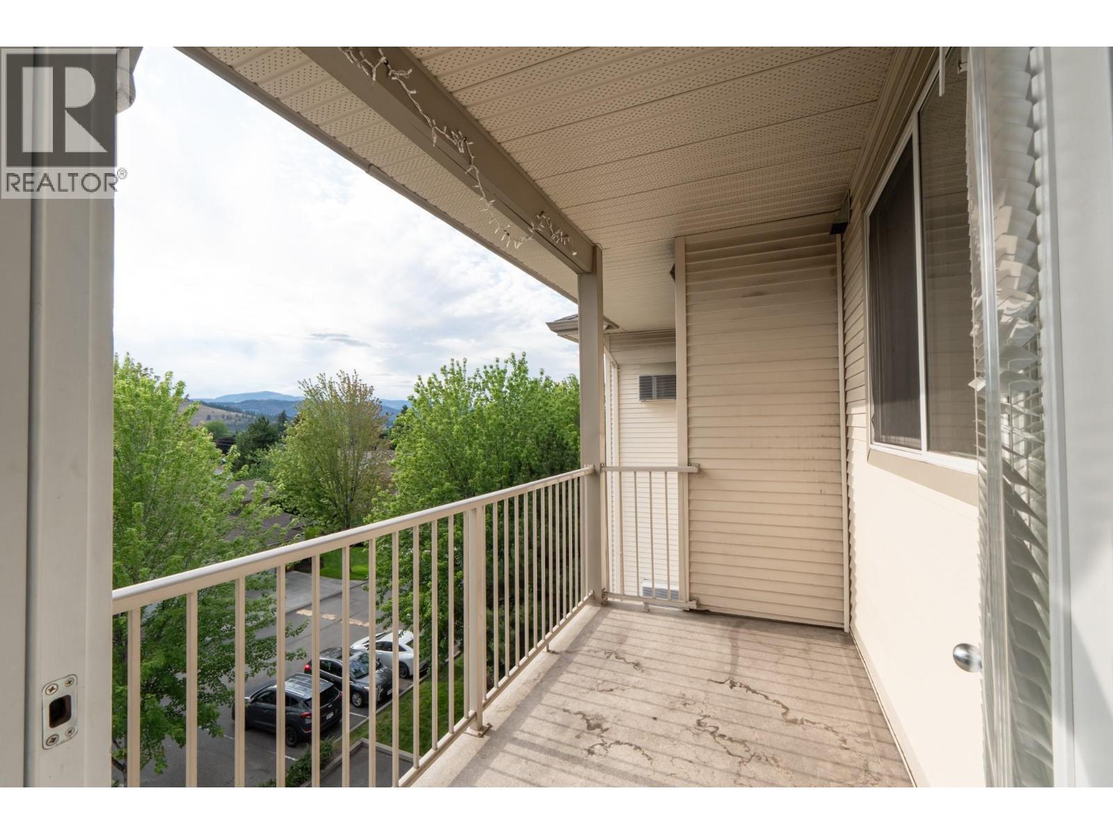 #408 778 Rutland Road - 24