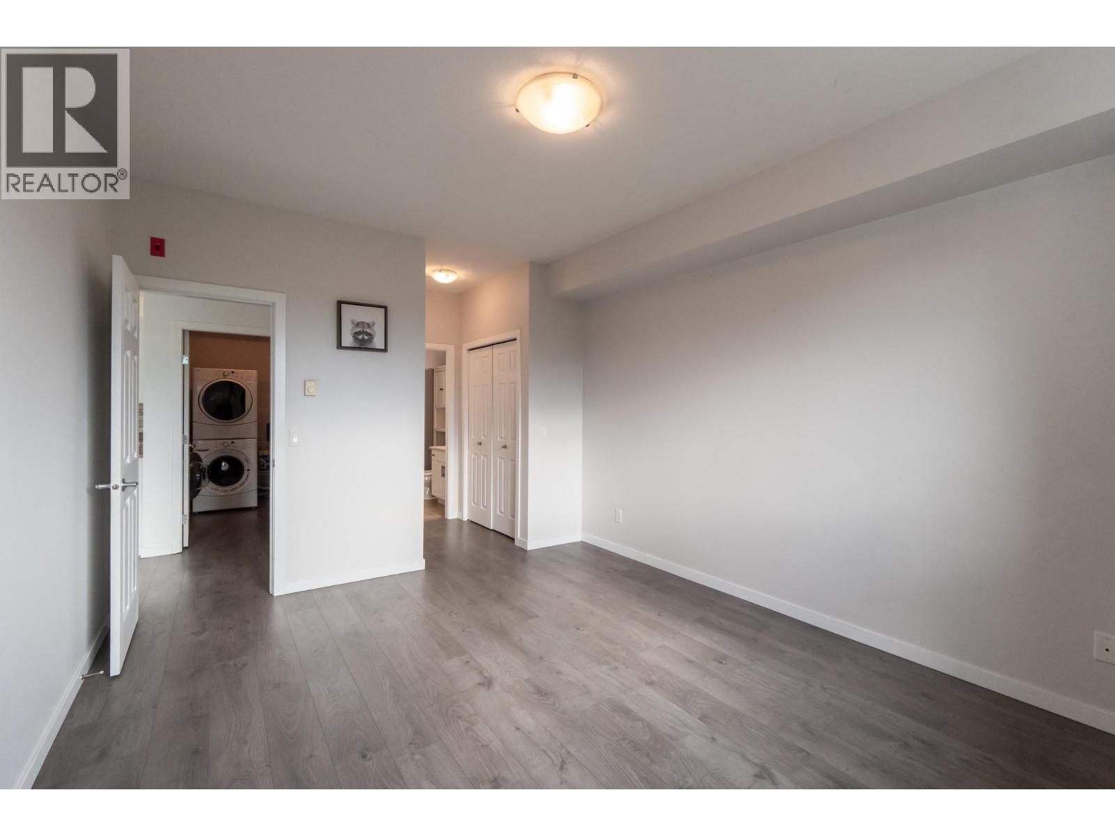 #408 778 Rutland Road - 33