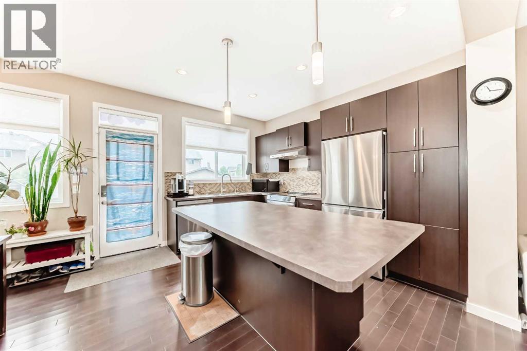 109 New Brighton Park SE - 11