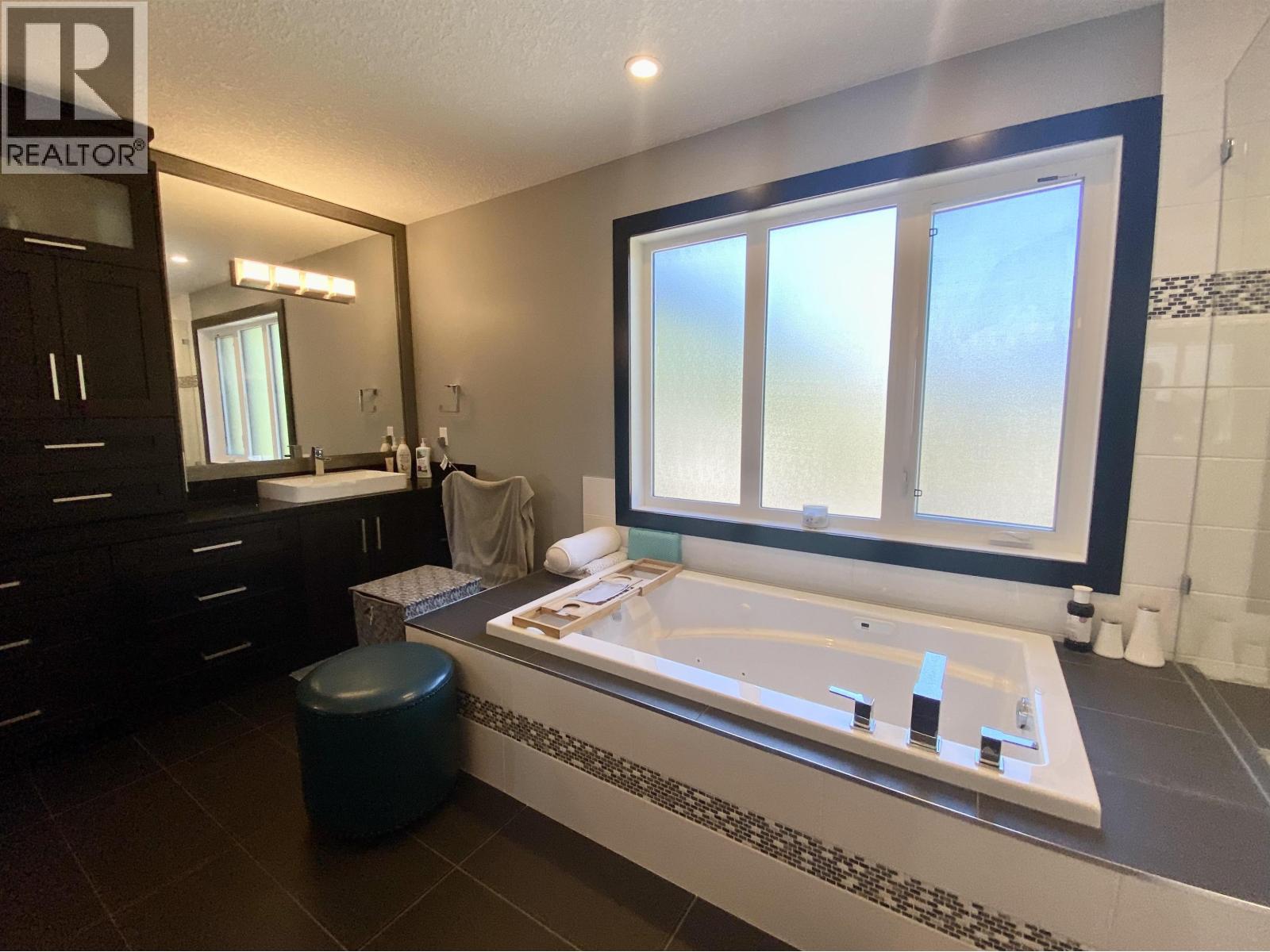 4849 TWEDLE AVENUE - 24