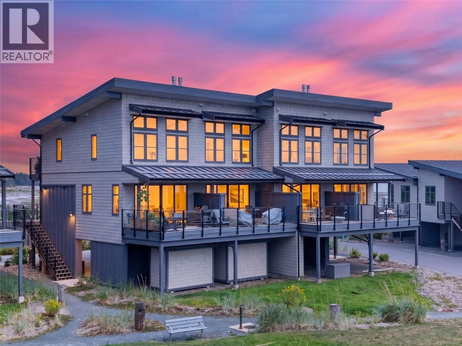 #10 9022 CLARKSON Ave - 33