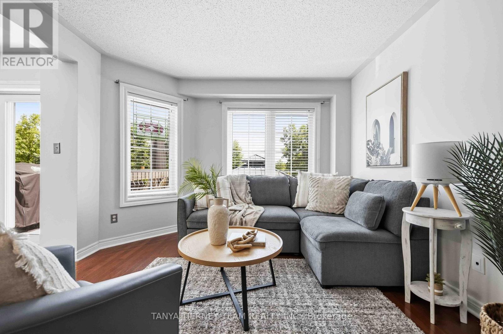 47 CORIANNE AVENUE - 14