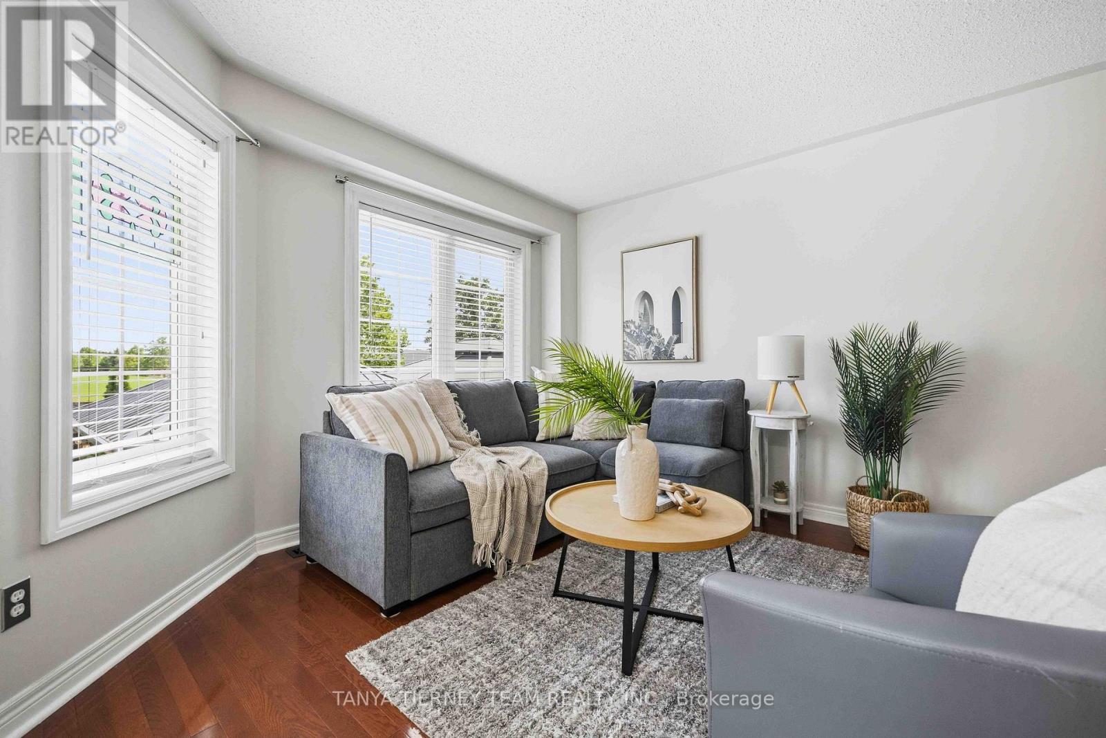 47 CORIANNE AVENUE - 17