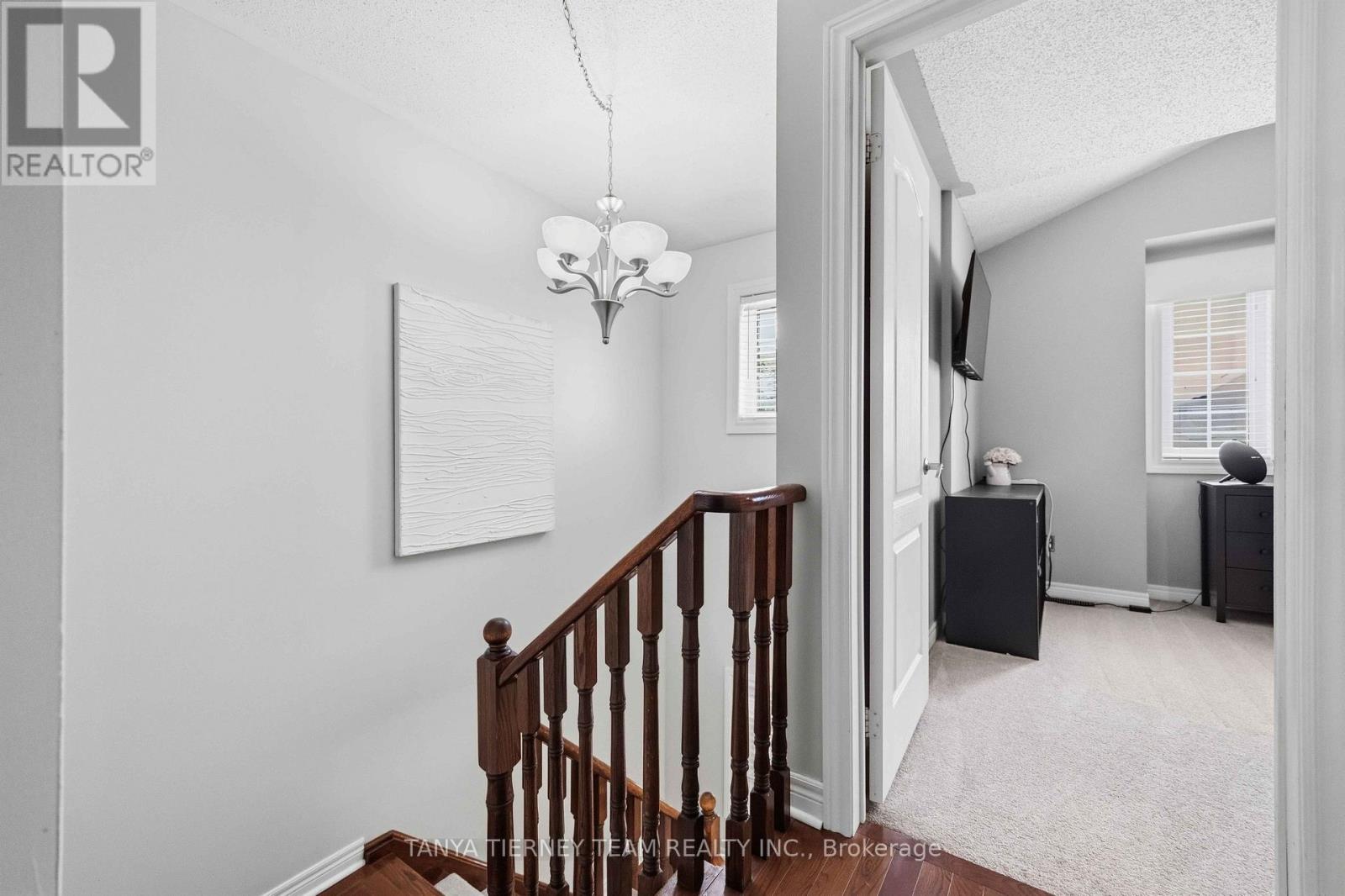 47 CORIANNE AVENUE - 29
