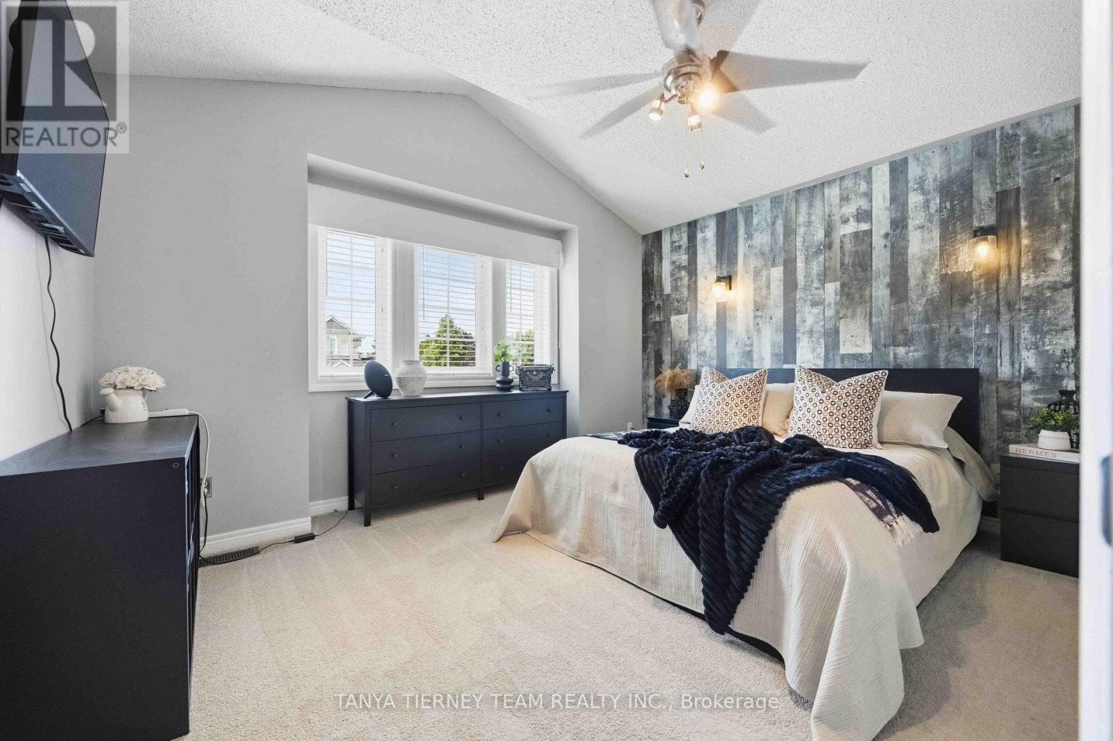 47 CORIANNE AVENUE - 30