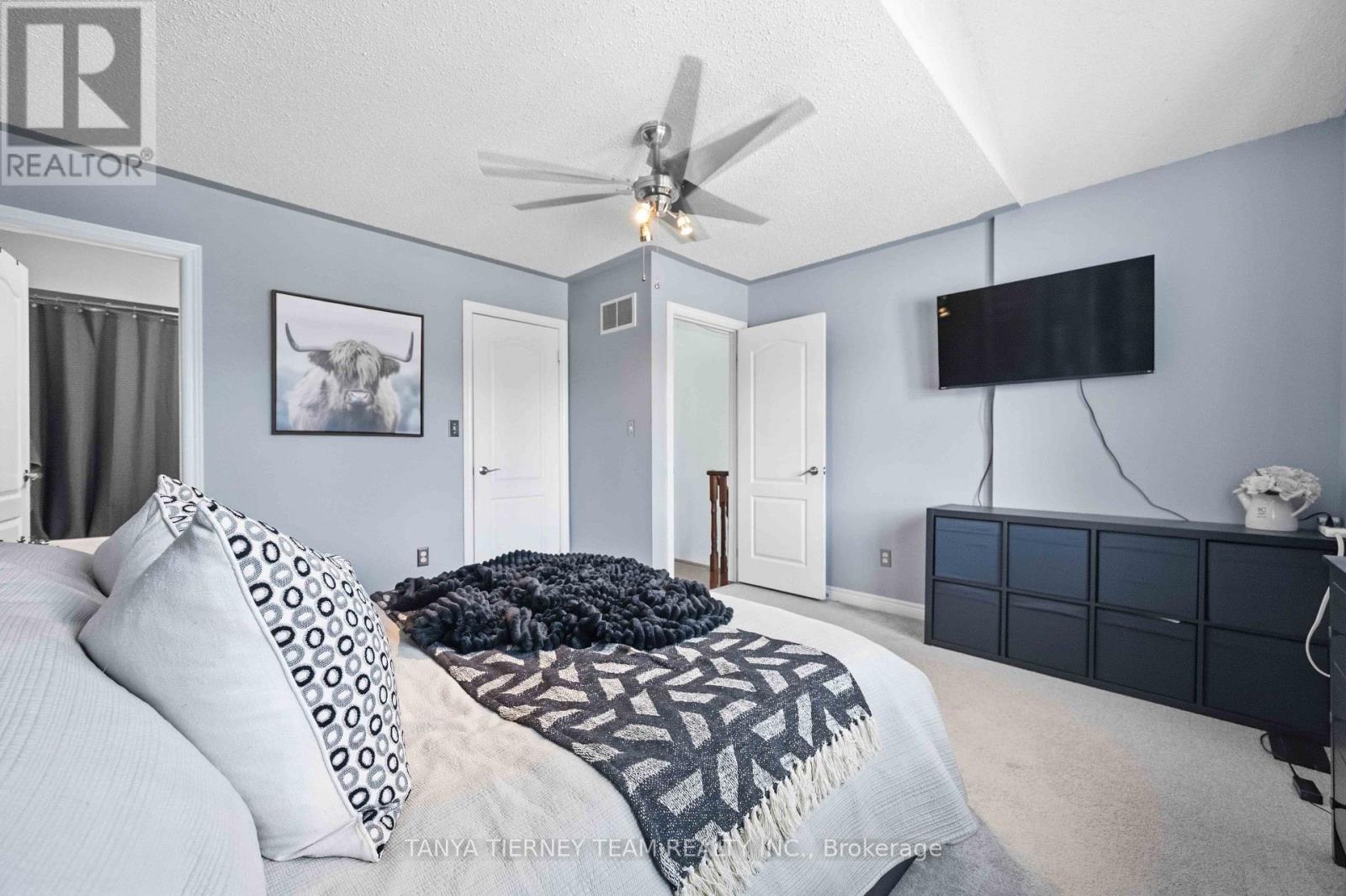 47 CORIANNE AVENUE - 31