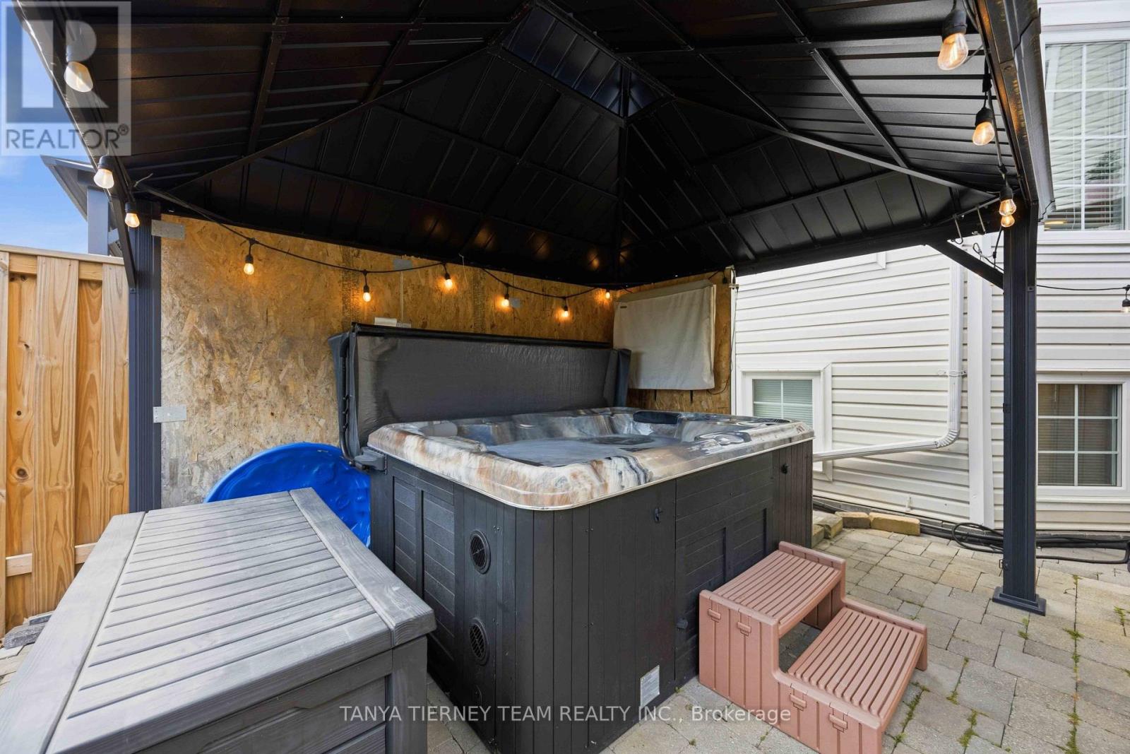 47 CORIANNE AVENUE - 47